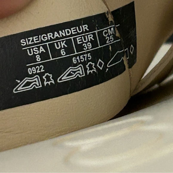 Chaco Women's Cream Sandals - Picture 11 of 14